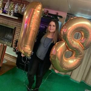 Meet your Posher, Leighann